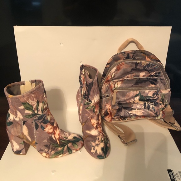 Ninewest Floral Print Booties with Block Heel - Picture 1 of 2
